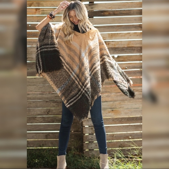 New Plaid Cowl neck poncho - Picture 1 of 6